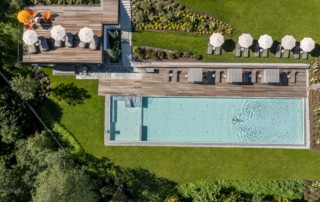 Hotel Der Bär, Pool Vogelperspektive, PR Hotellerie/Hospitality
