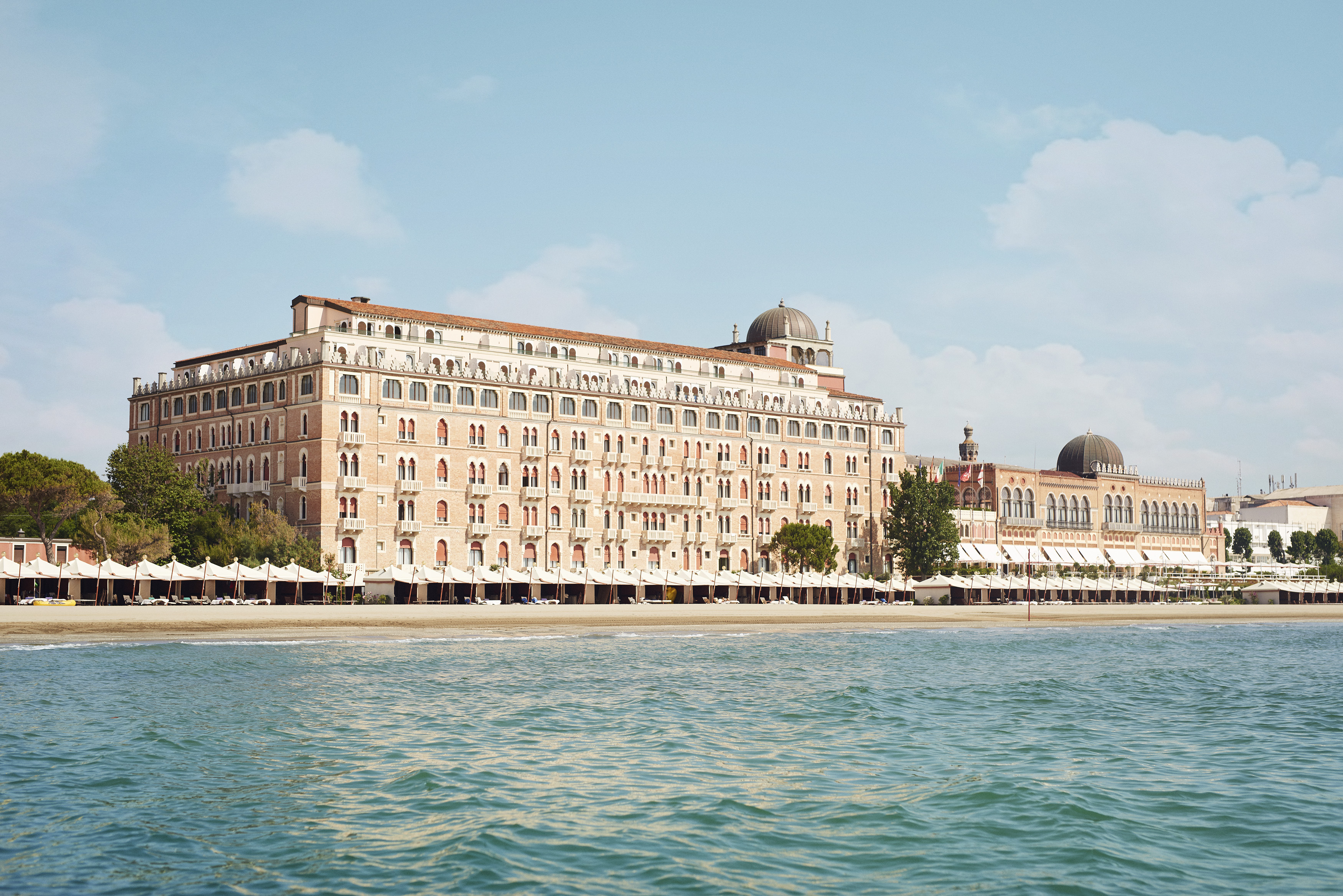Hotel Excelsior Venice Lido Resort, Aussenansicht - Luxury Hospitality PR uschi liebl pr